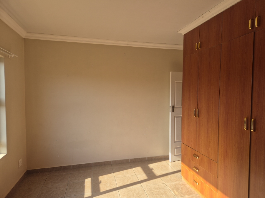 2 Bedroom Property for Sale in Flamwood North West
